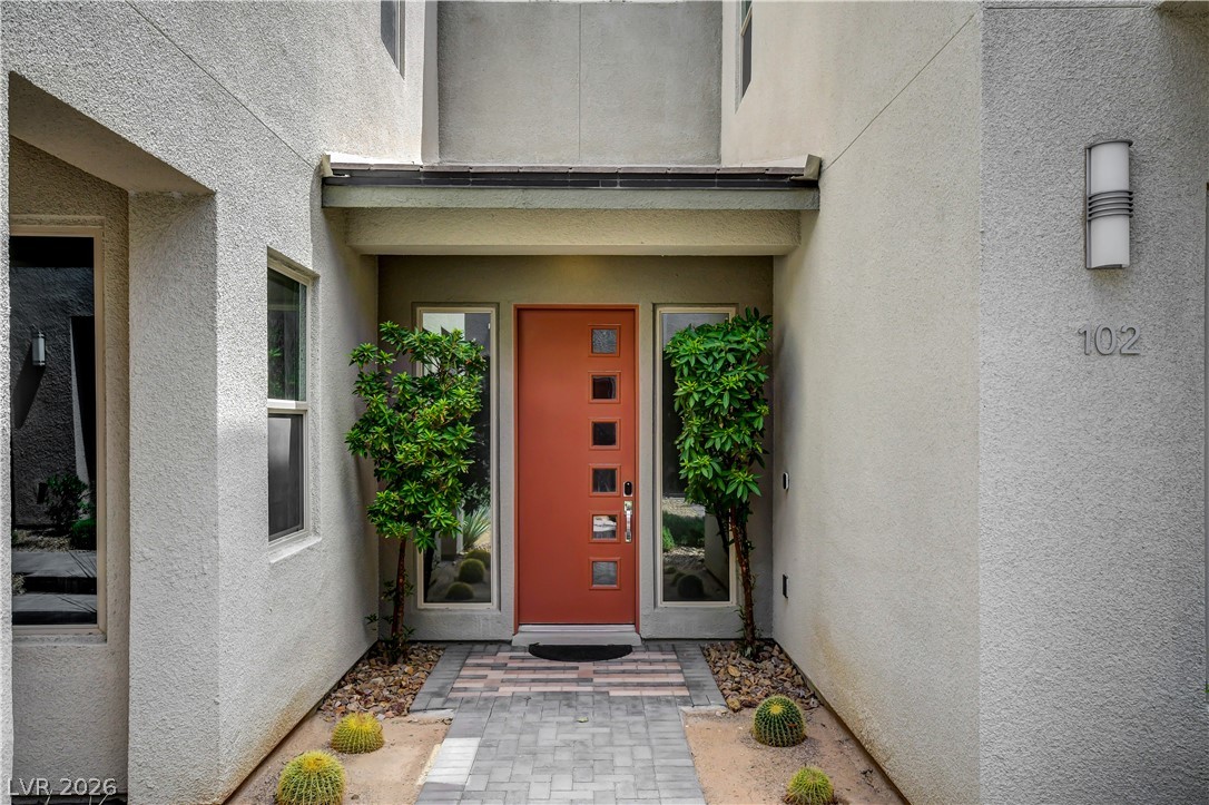 1253 Cloud Tower Street 102