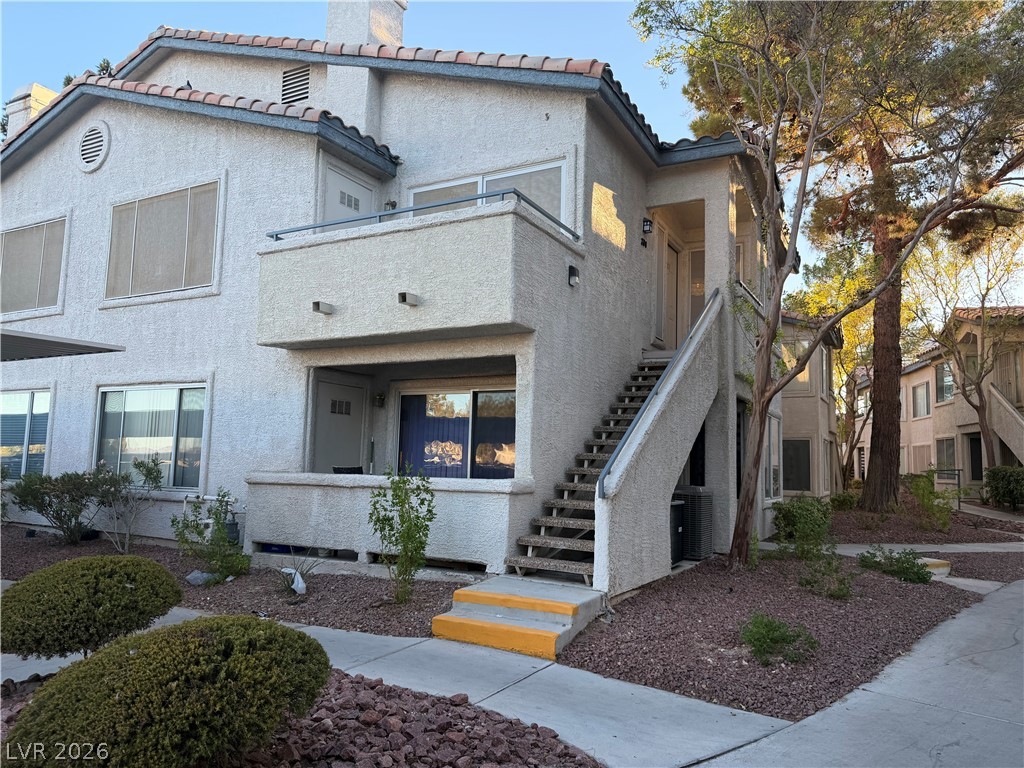 3136 Tarpon Drive 201