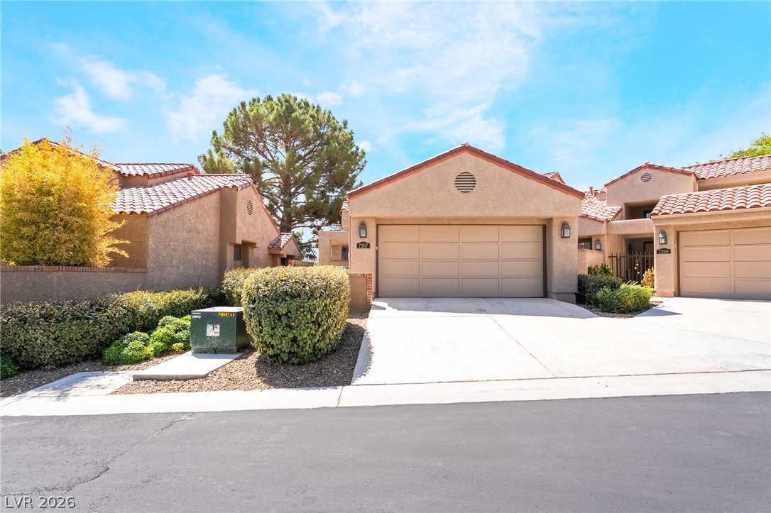 7307 Mission Hills Drive