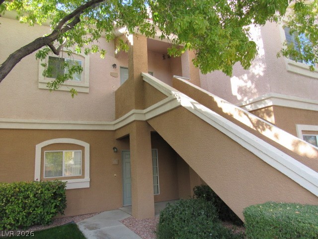 401 AMBER PINE Street 206