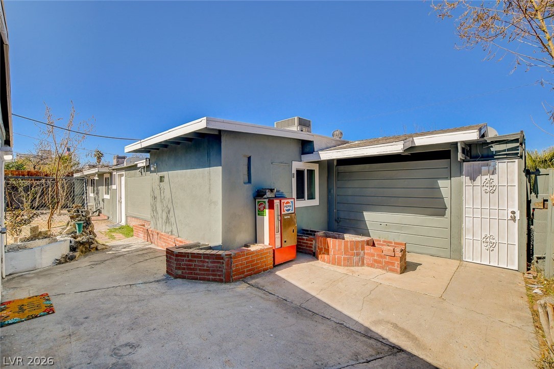 4619 Garden Place Casita
