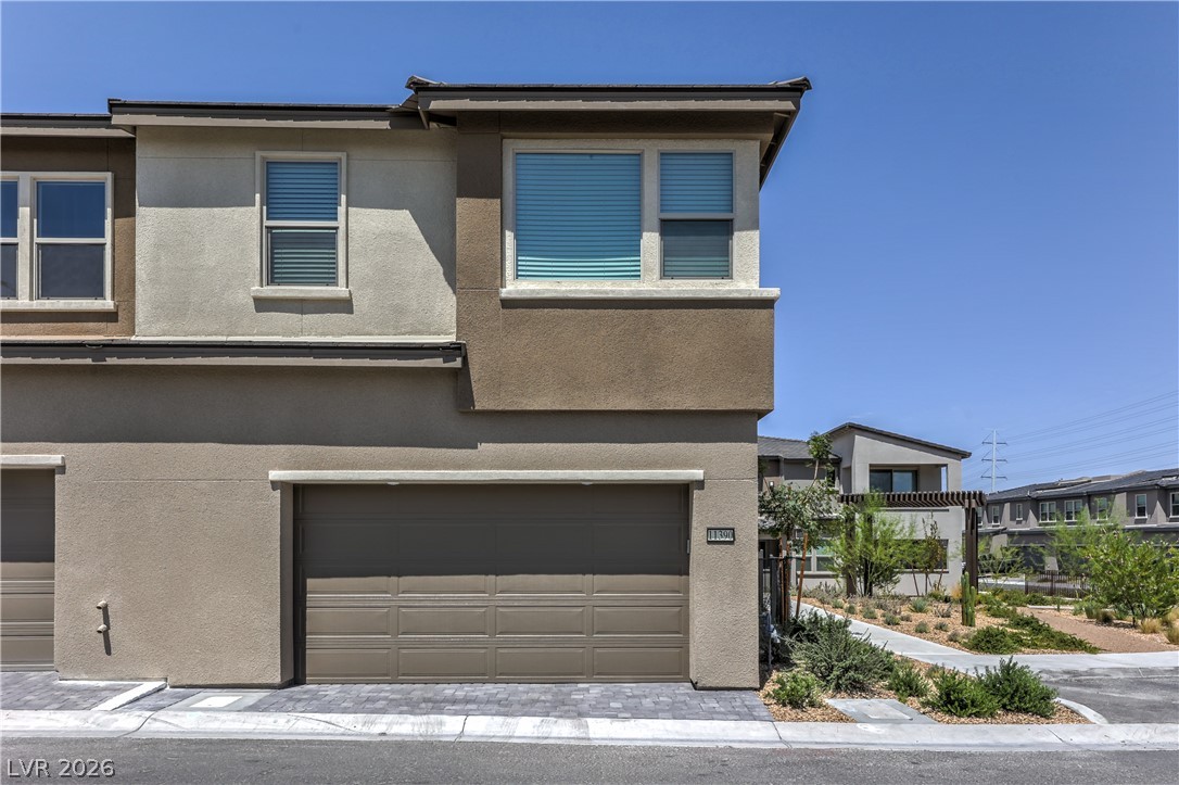 11390 Crimson Ledge Avenue