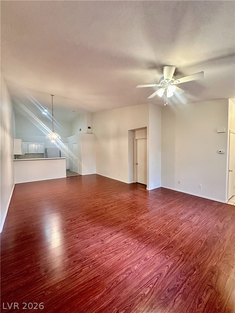 2053 Turquoise Ridge Street 202