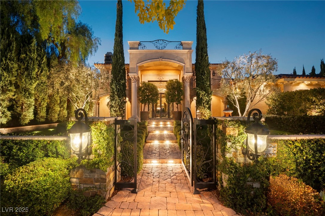 8808 Greensboro Lane