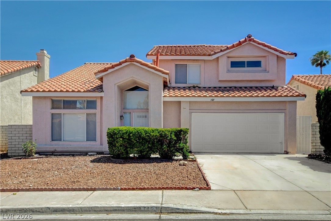 1427 Desert Ridge Avenue