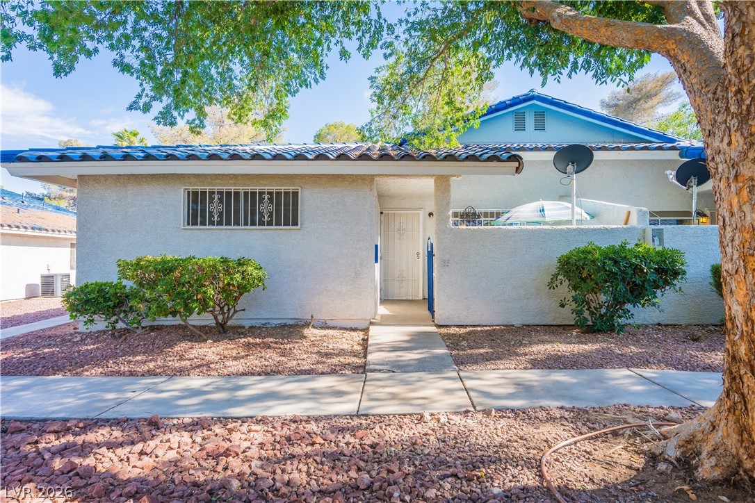 2124 Willowbury Drive B