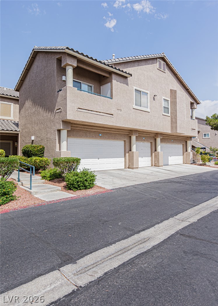 2101 Quartz Cliff Street 105