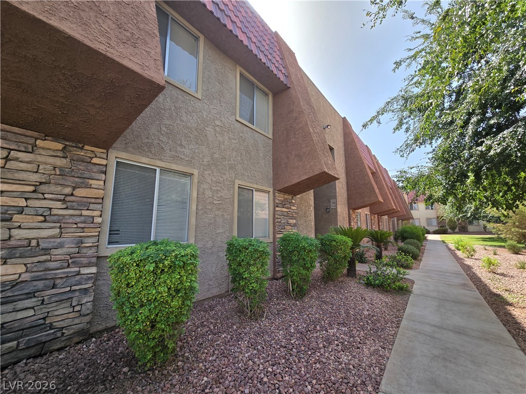 4965 Indian River Drive 105