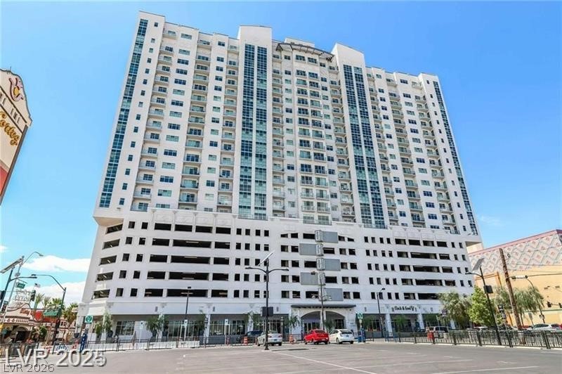 150 Las Vegas Boulevard 2512