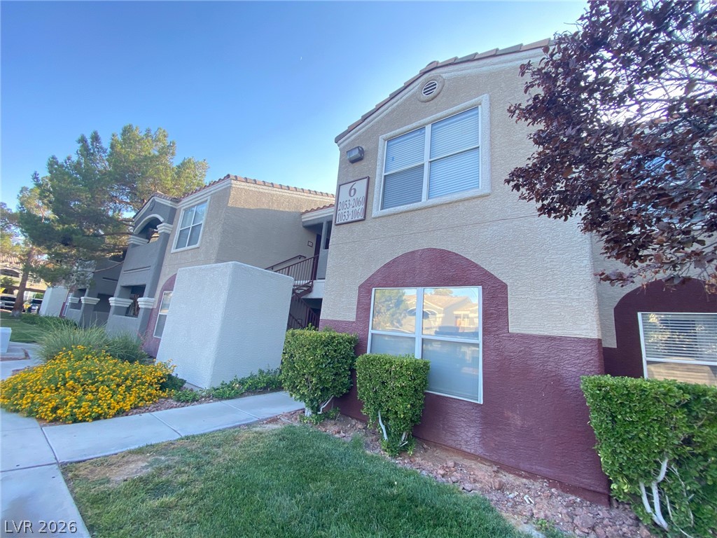 5055 West Hacienda Avenue 1055