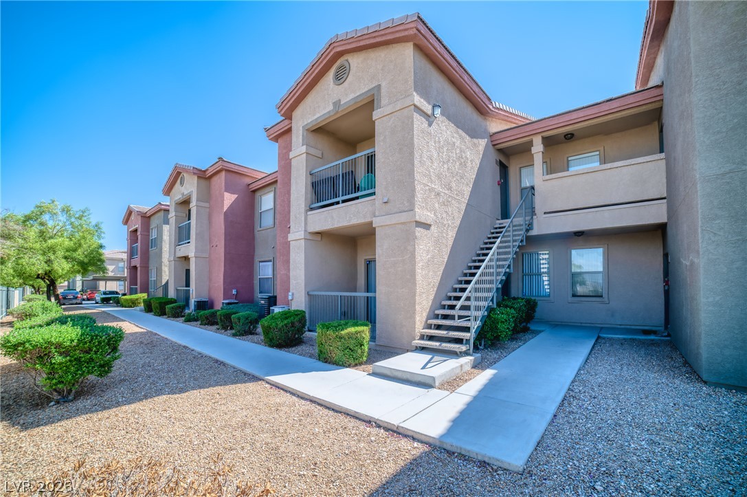 8000 West Badura Avenue 1135