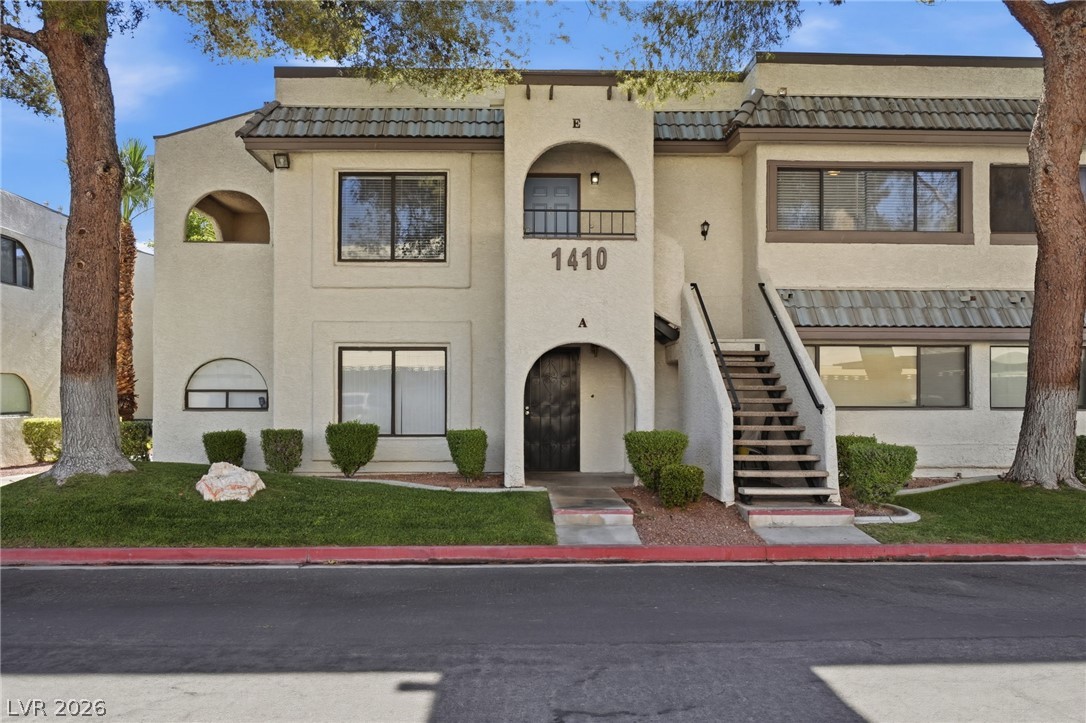 1410 Santa Margarita Street E
