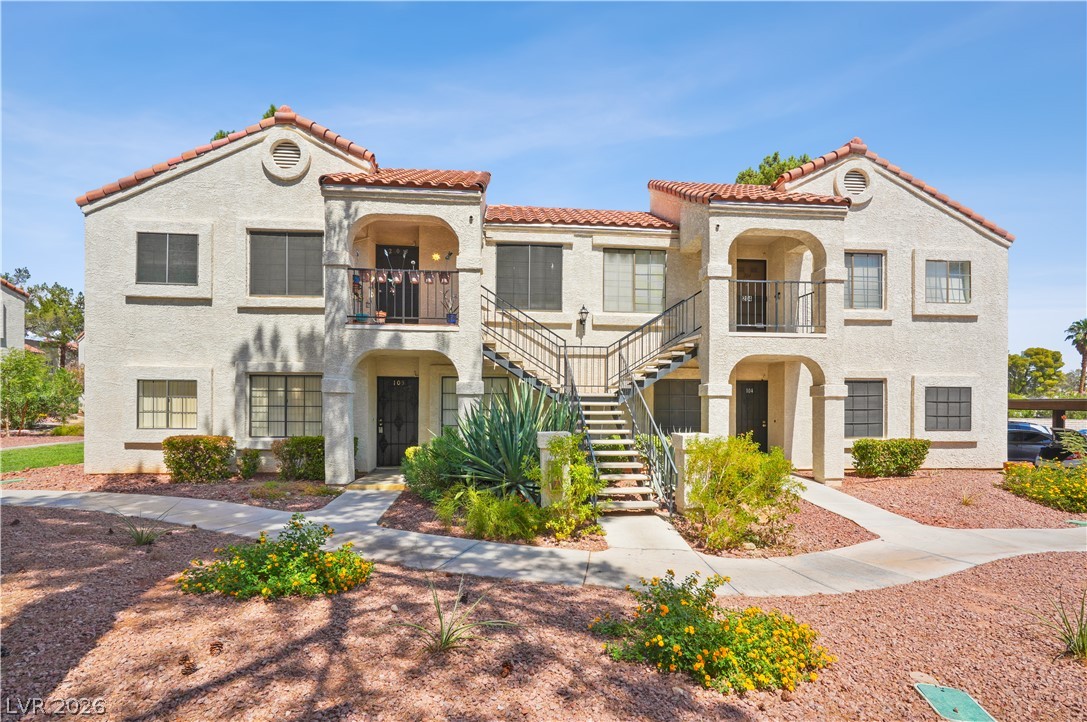 4712 Nara Vista Way 103