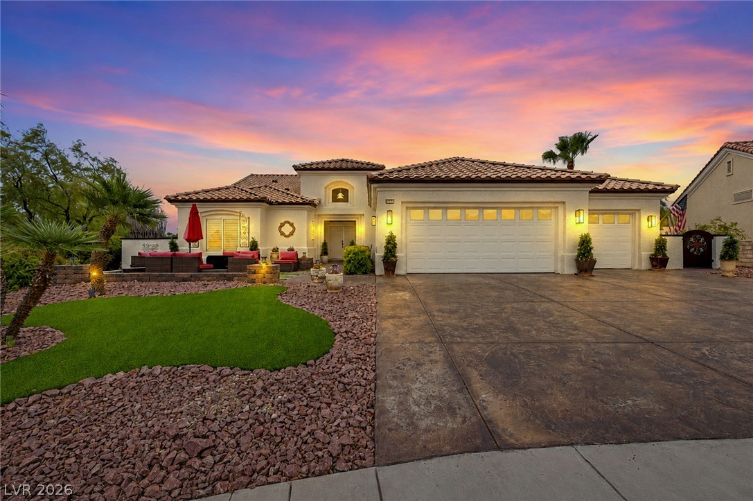 10001 Cresent Creek Drive