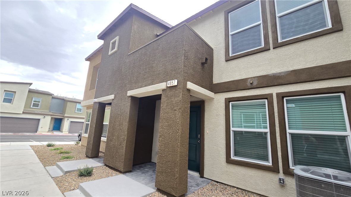 4857 Orchid Ridge Avenue
