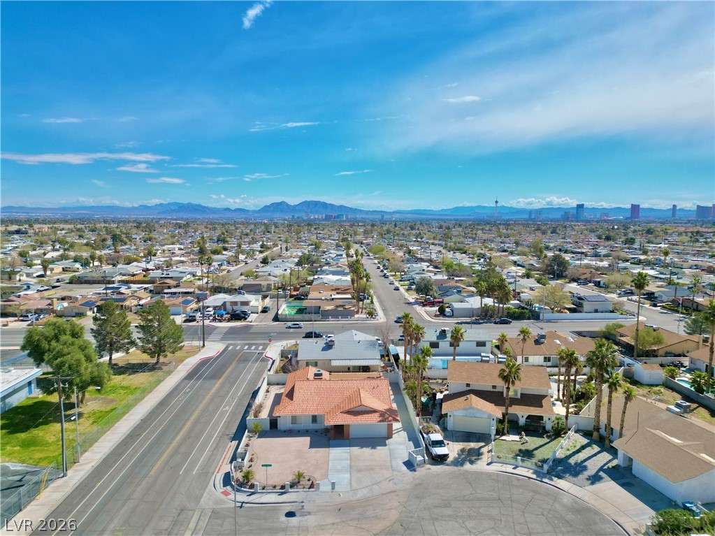 401 Holcomb Circle