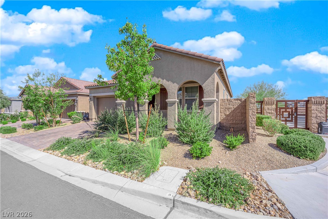 9590 Smiley Creek Street