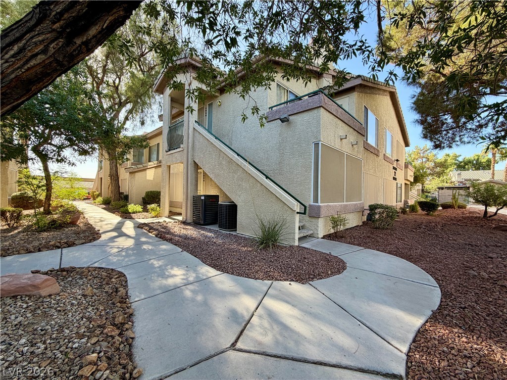 5710 East Tropicana Avenue 1086