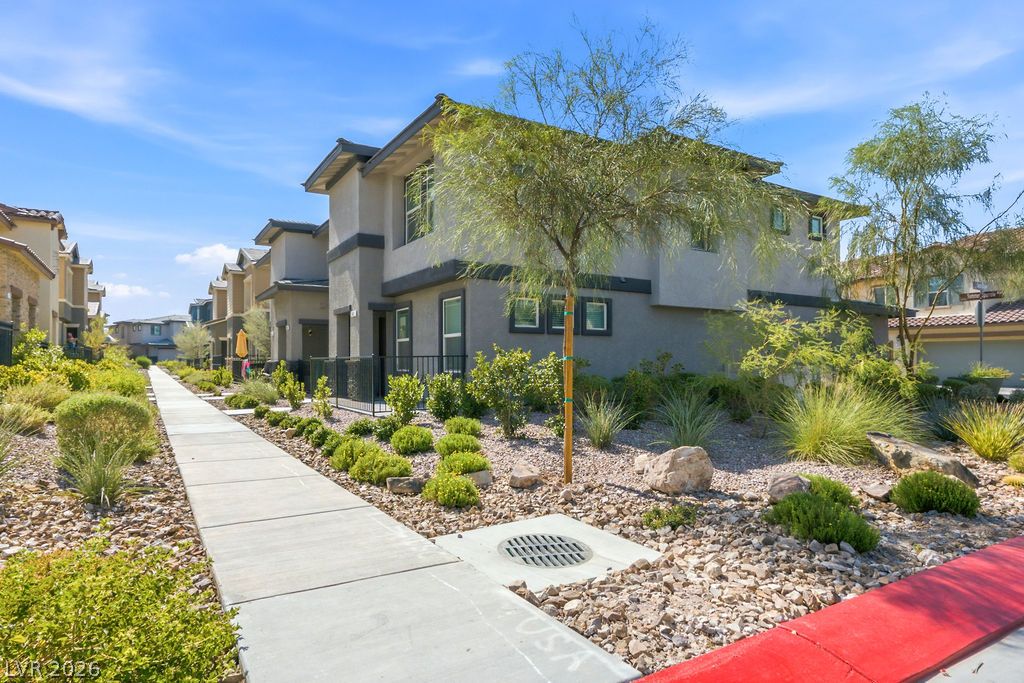 341 Summer Sparrow Avenue