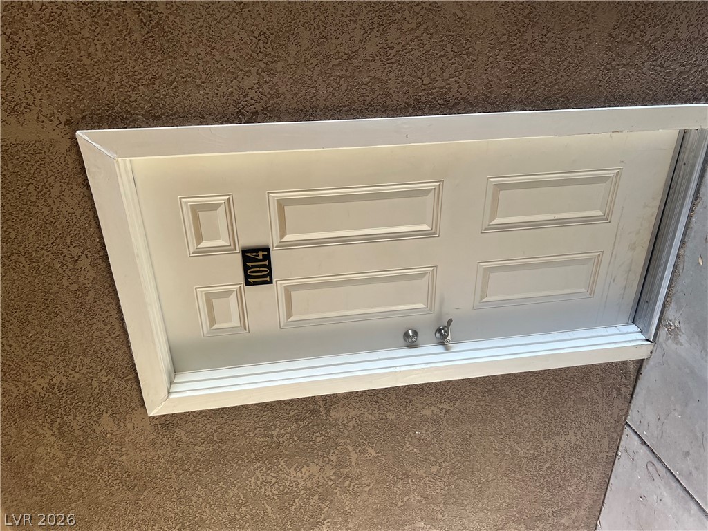 231 West Horizon Ridge Parkway 1014
