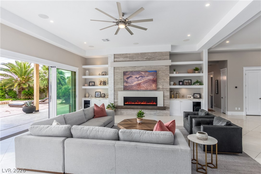 7270 Loma Alta Circle