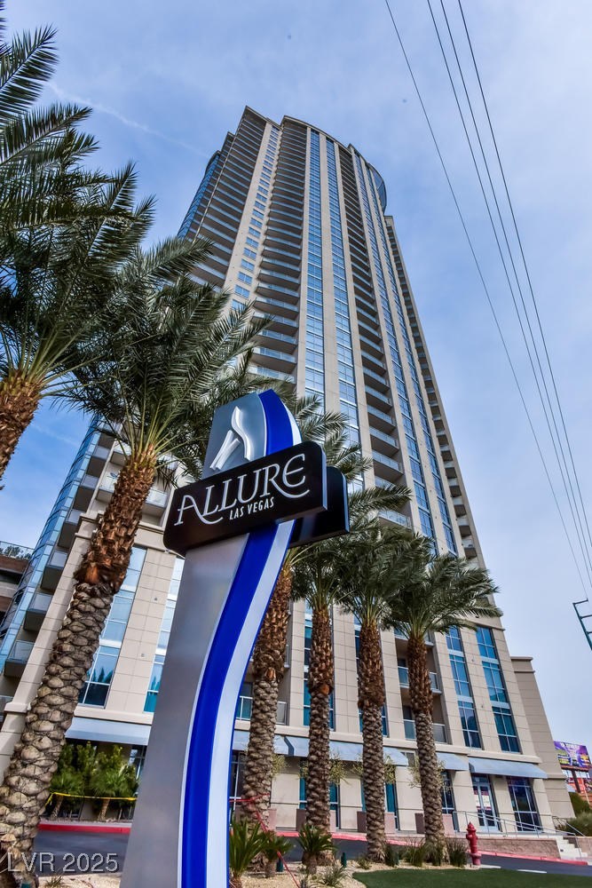 200 West SAHARA Avenue 601