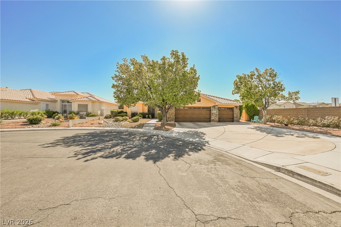 5494 Pine Ranch Street
