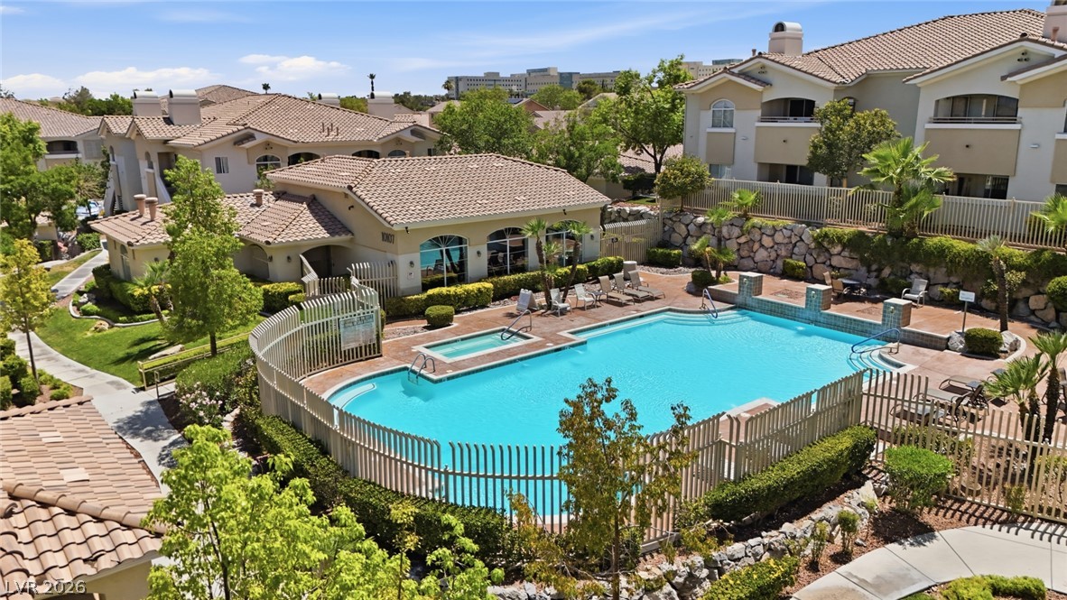 1531 Ruby Cliffs Lane 204