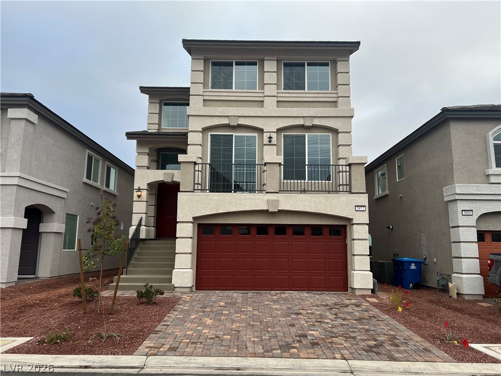 5872 Aurora Gold Avenue