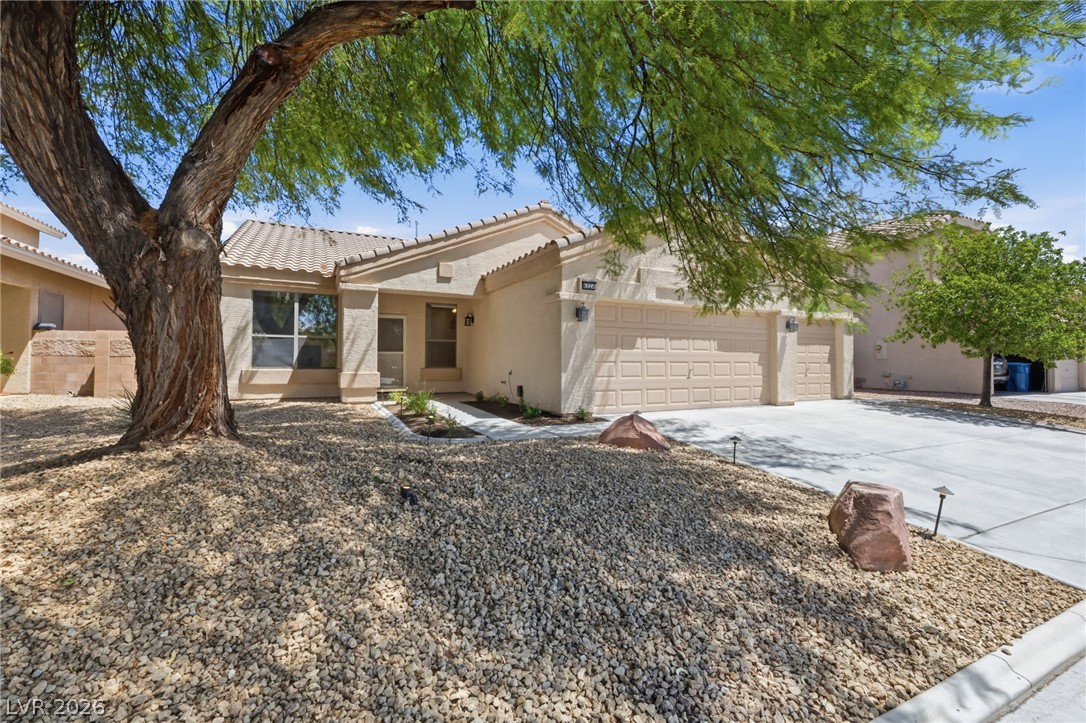 6324 Malachite Bay Avenue
