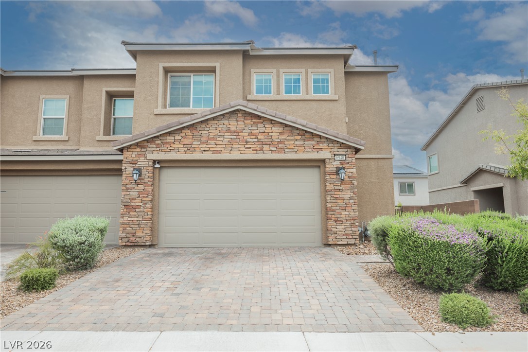 6940 Fossil Rim Street