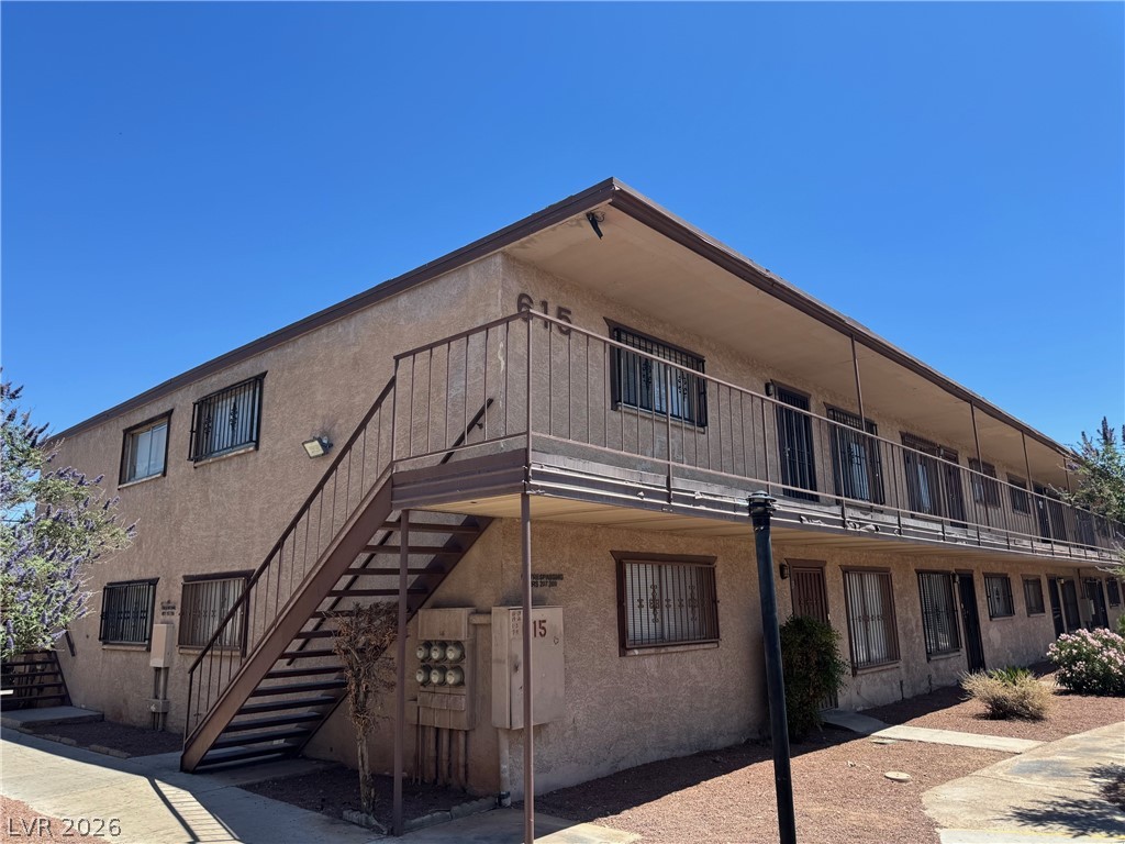 615 South Royal Crest Circle 24