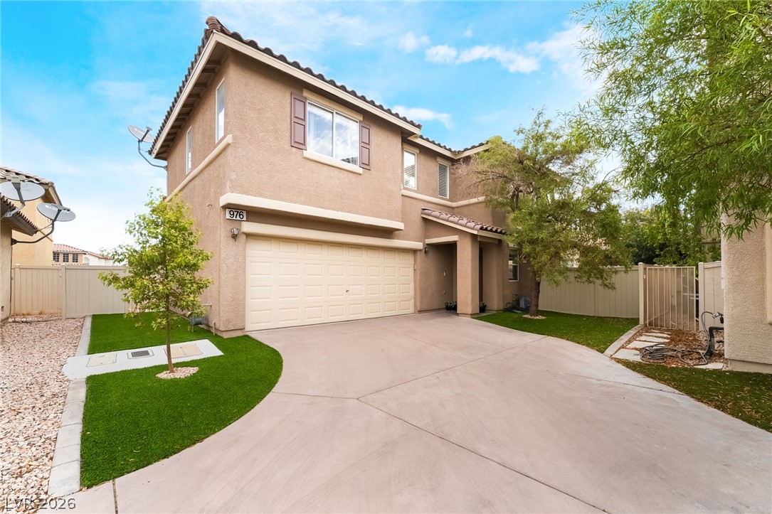 976 Grand Cerritos Avenue