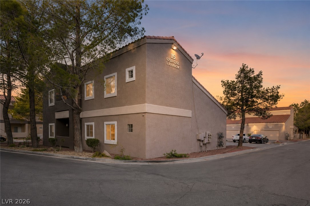 5250 South Rainbow Boulevard 1071