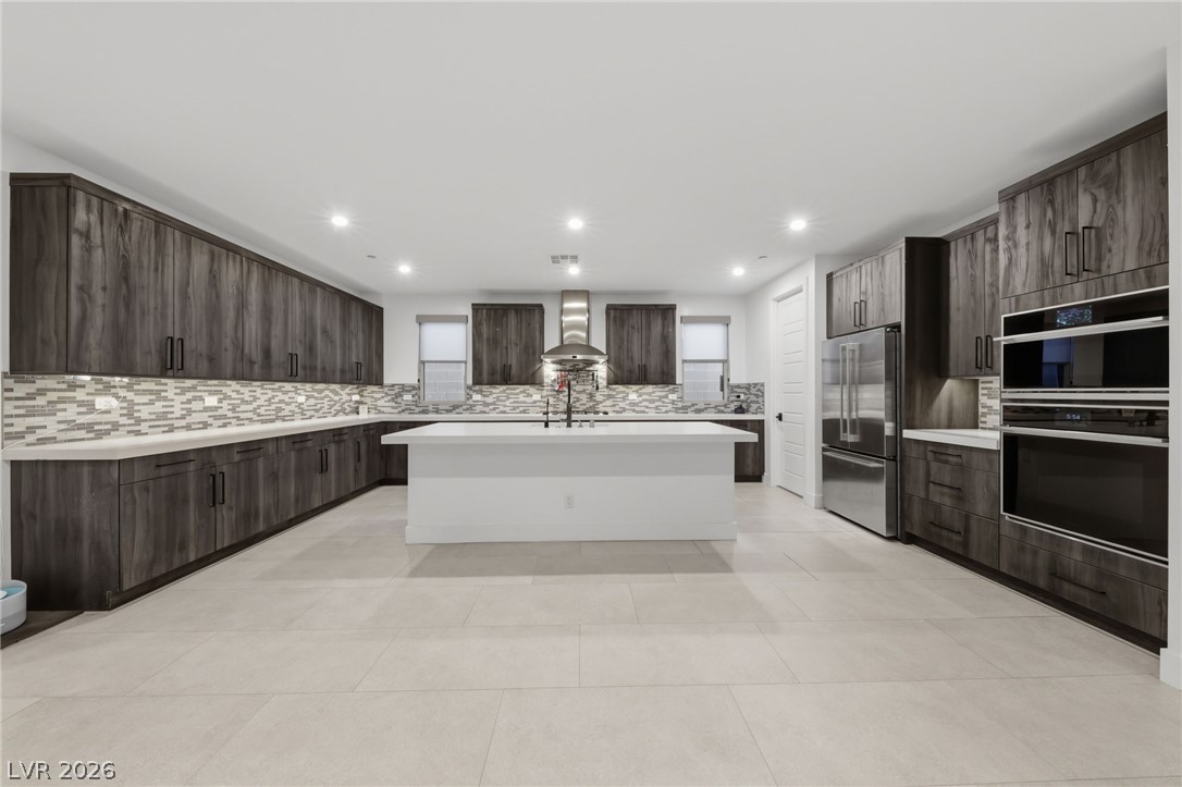 1944 Regal Bluff Drive