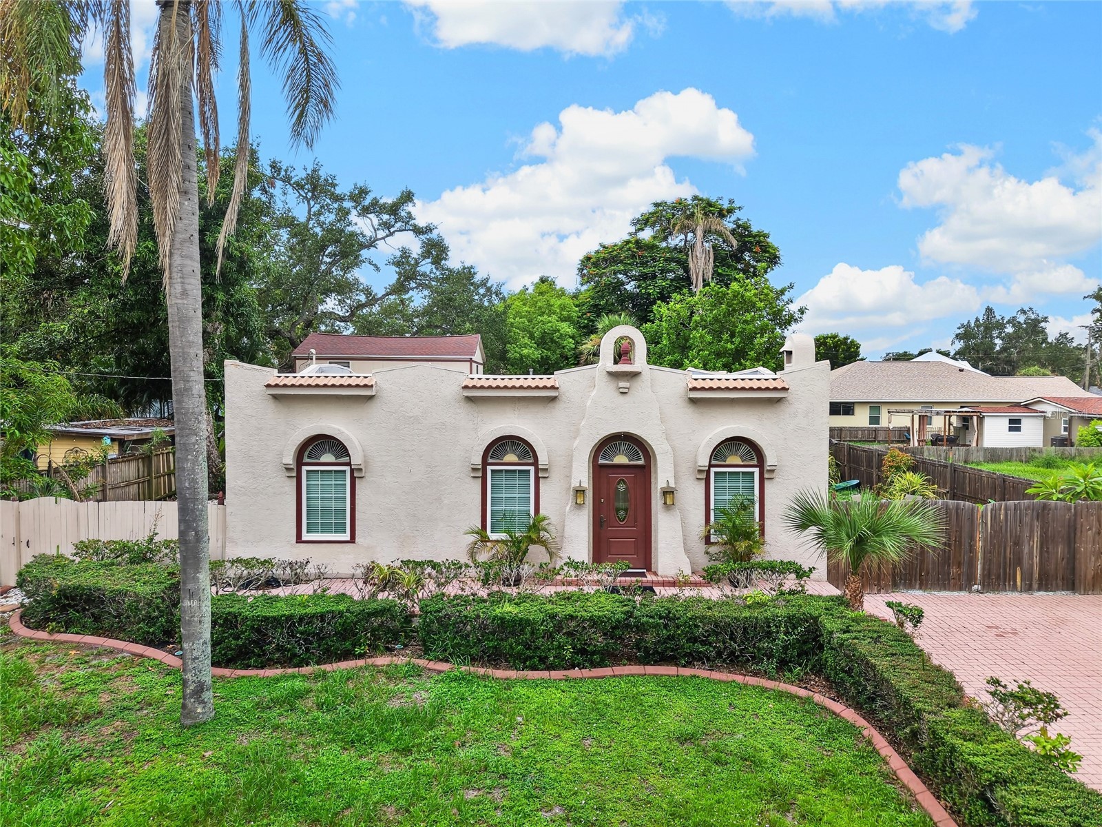 714 29TH STREET W