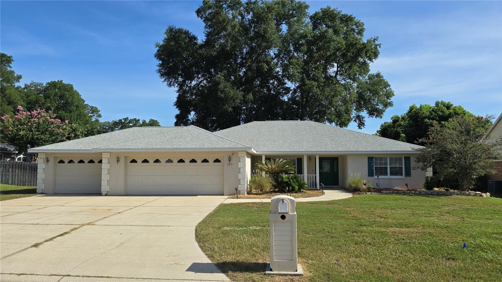 5075 NE 7TH PLACE