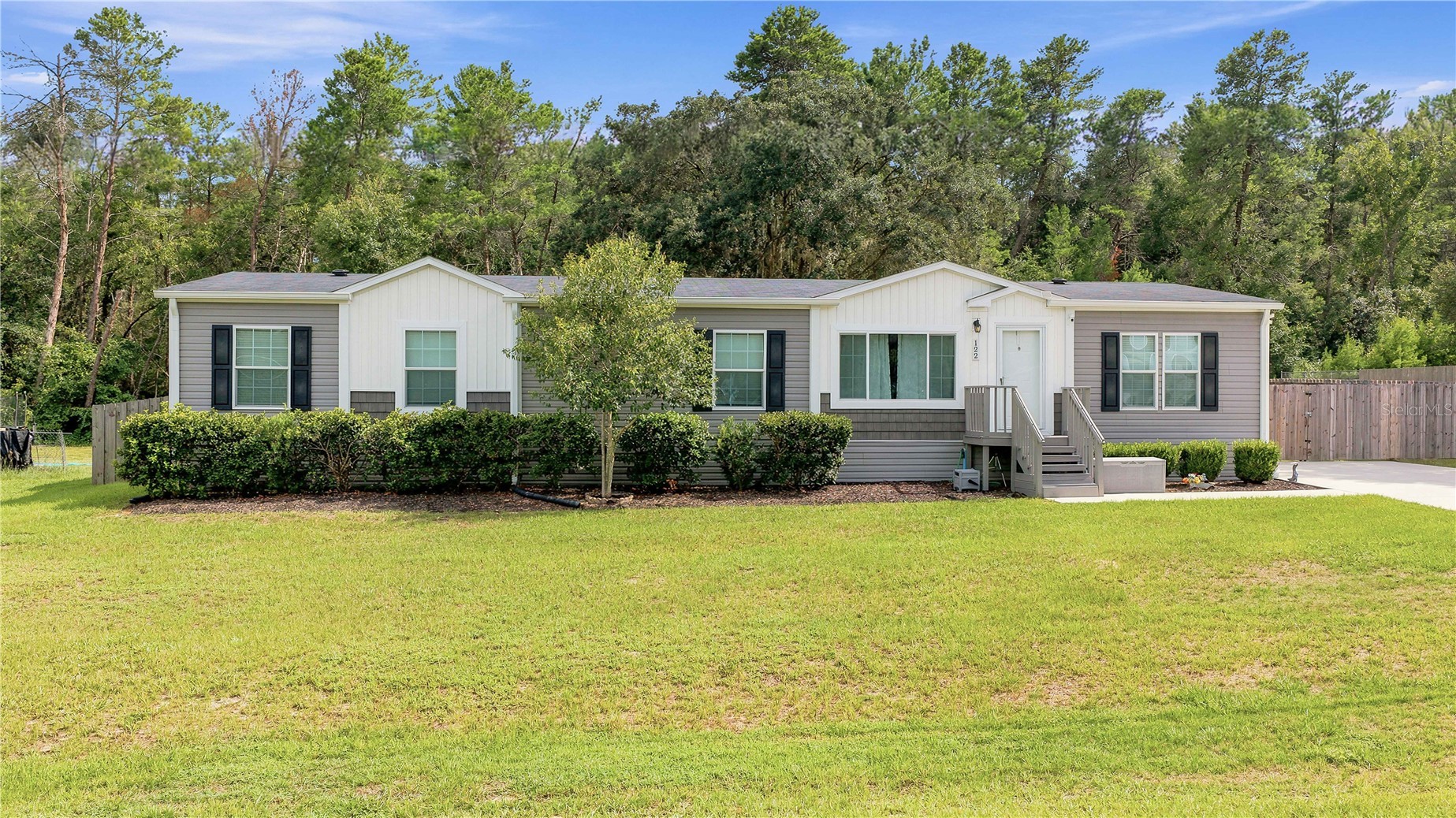 122 SE 70TH CIRCLE