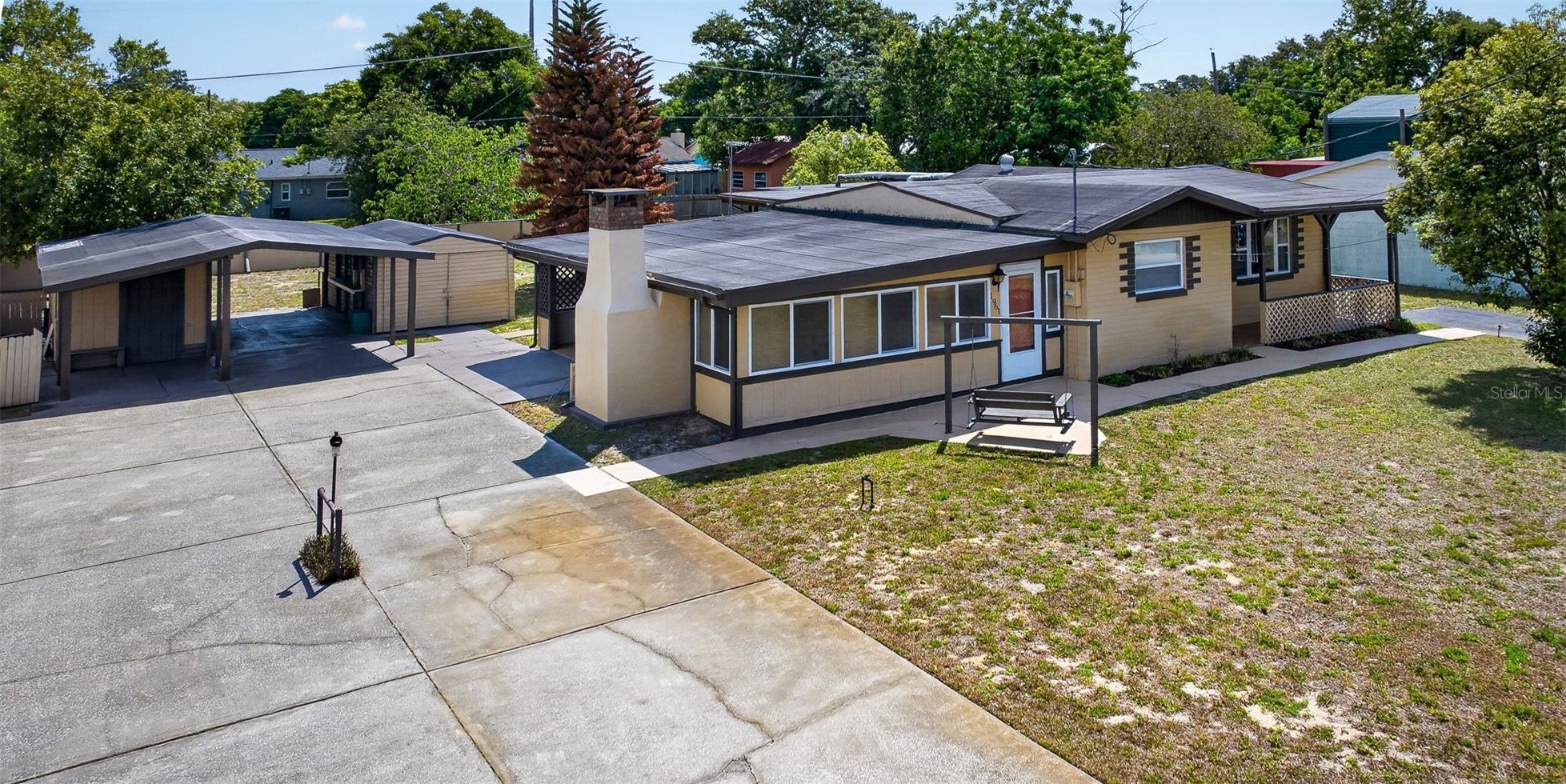1961 CAROLINA AVENUE