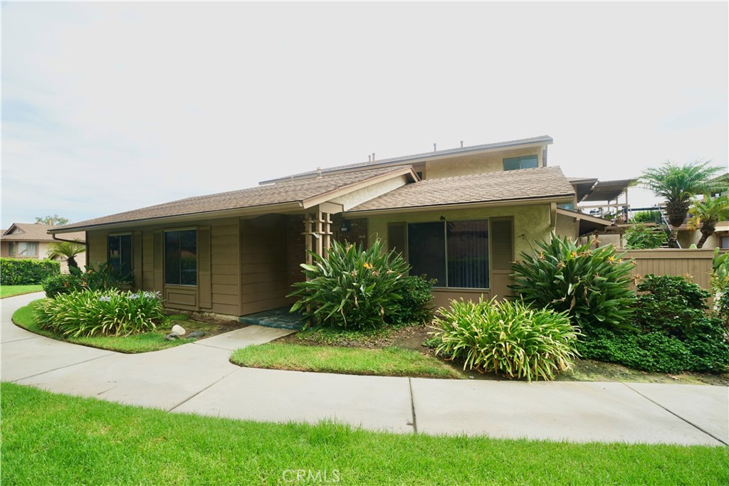 1425 Forest Glen 158
