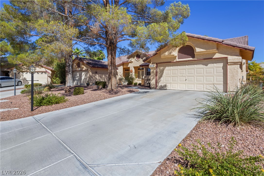 5612 Port Barrington Way