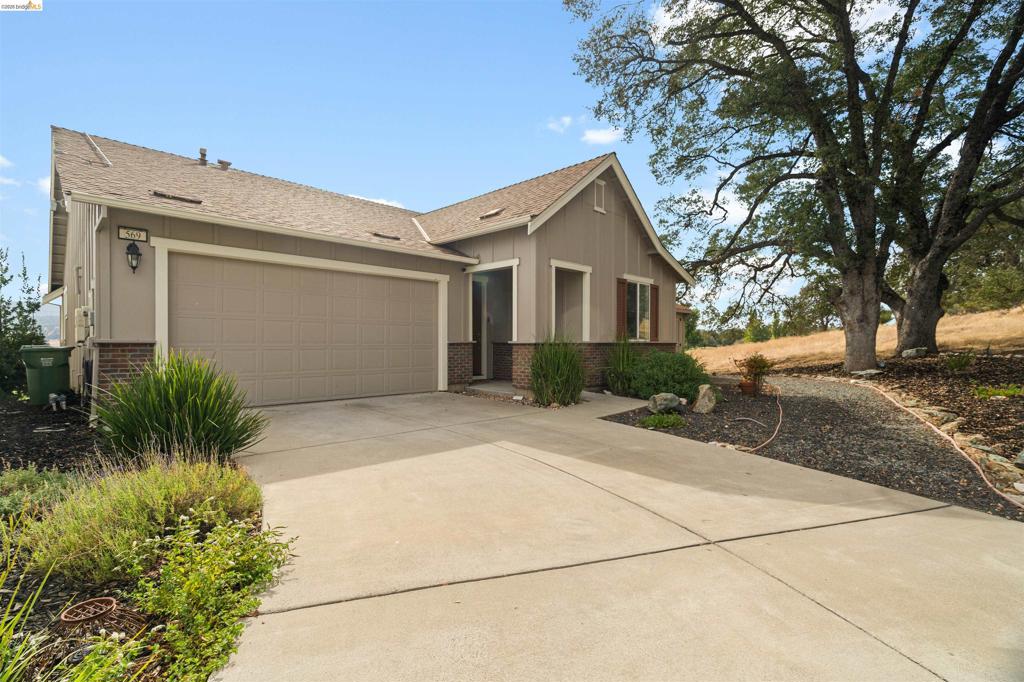 569 Spyglass Cir
