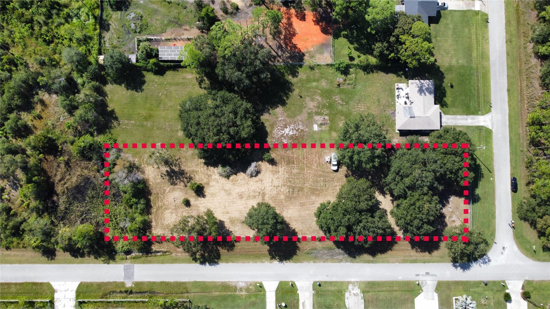 101 FLORIDA GRACKLE COURT