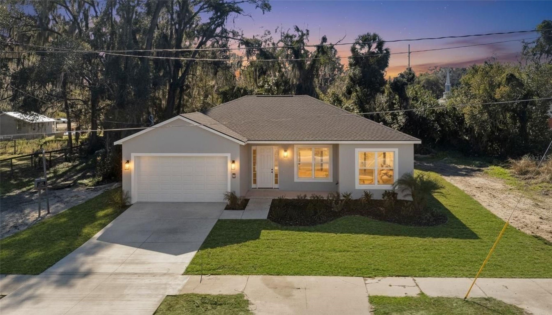 902 SW 2ND STREET