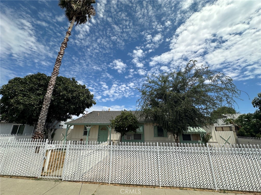 7938 Lindley