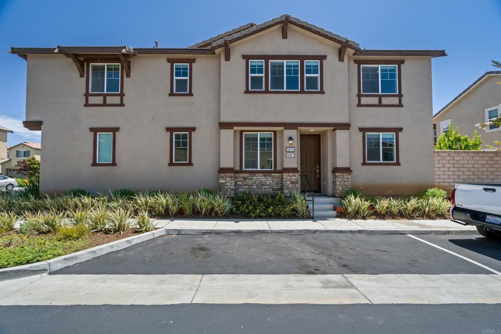 5474 Starlight Pl