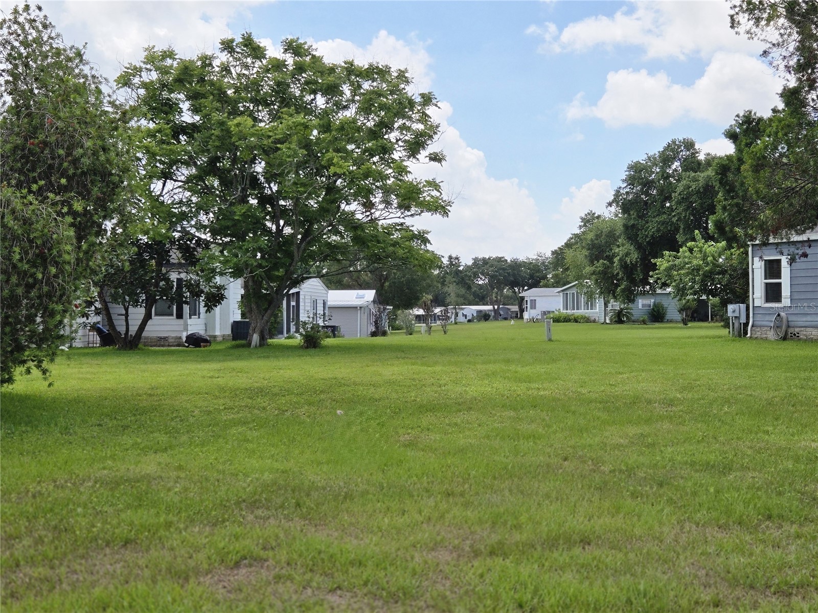 2557 AMYRIS COURT 613