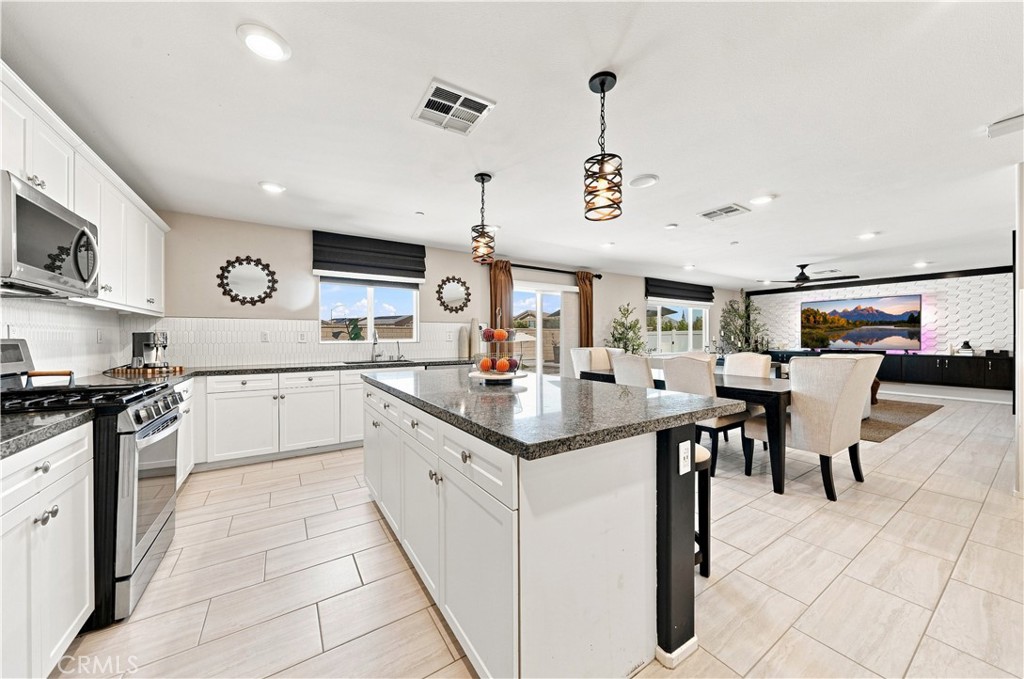 29281 Glass Mountain Court