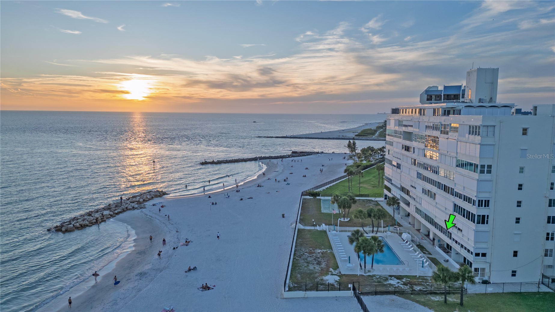 7000 BEACH PLAZA 202