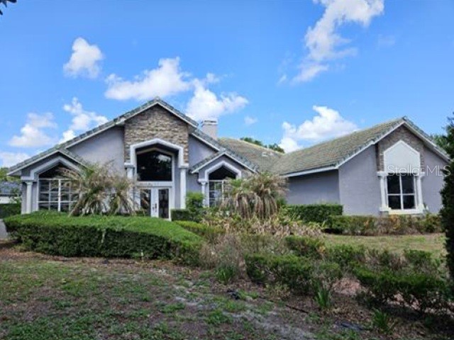2128 LAKE CRESCENT COURT